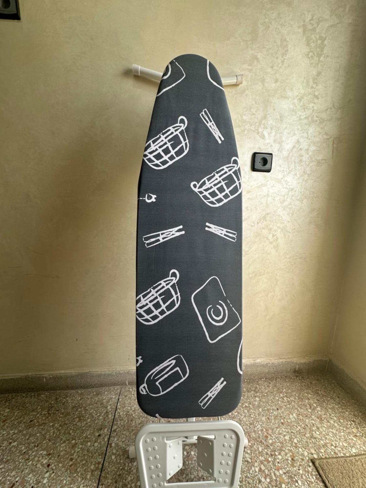Appartement A Proche De La Gare Routiere